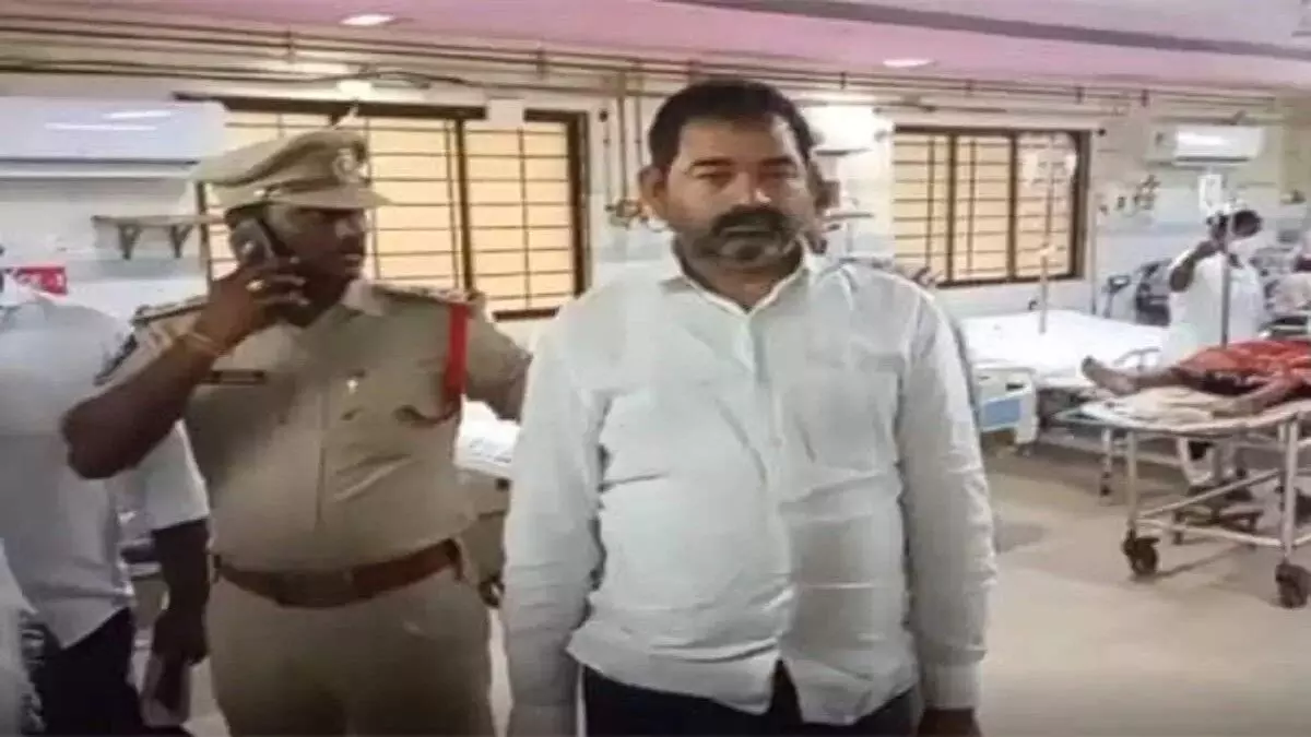 దారపనేని నరేంద్రకు బెయిల్