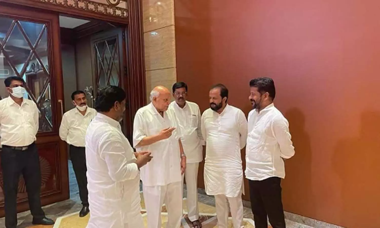 రామోజీని కలిసిన రేవంత్