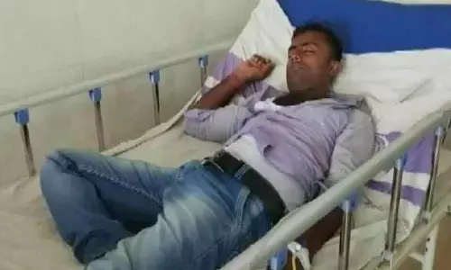 ఫోన్ ను భార్యకు బహుమతిగా ఇచ్చిన భర్త.. ఈఎంఐలో కొన్నాడని తెలిసి షాకింగ్ నిర్ణయం