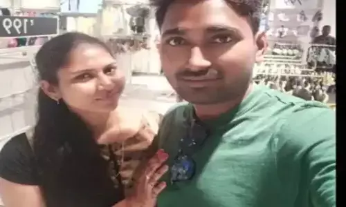 విశాఖపట్నం పోలీసు స్టేషన్ లోనే మహిళ ఆత్మహత్య