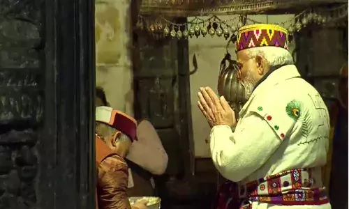 కేదార్‌నాథ్ లో మోదీ