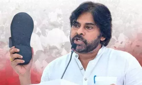 Breaking: పవన్ కల్యాణ్ కు నోటీసులు