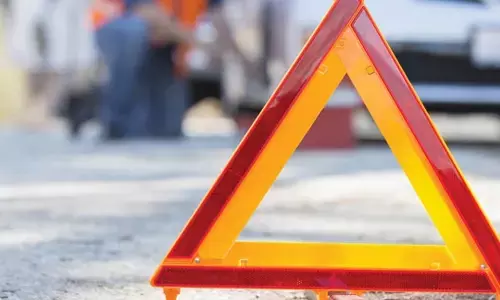 Narasaraopet fire accident, 10 shops burnt in narasaraopet