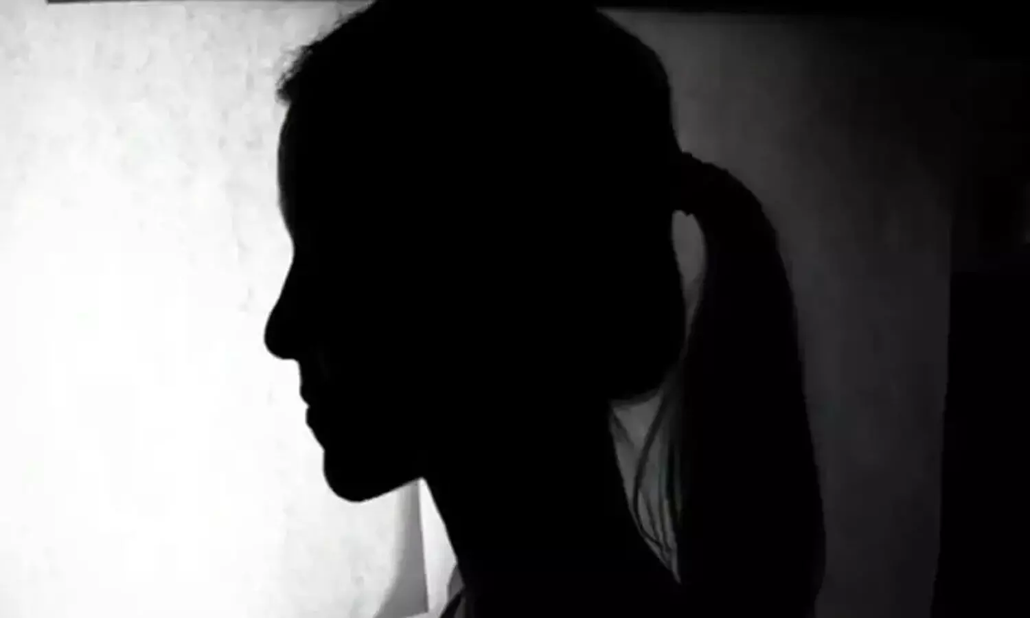 b tech student suicide, mallareddy college hostel