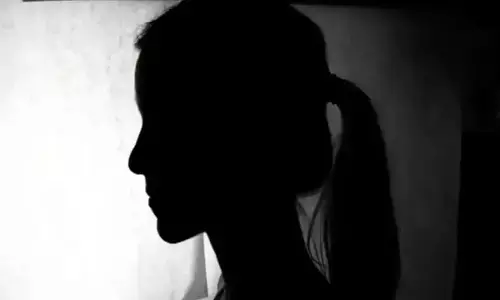 b tech student suicide, mallareddy college hostel