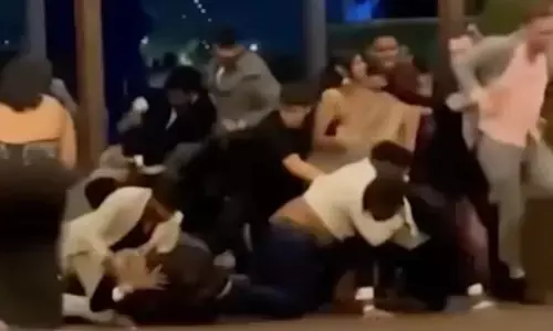 బ్యూటీ కాంటెస్ట్ లో పిచ్చకొట్టుడు