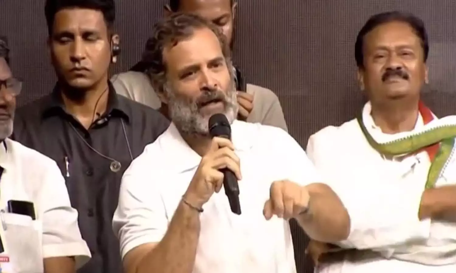 బీజేపీ టీఆర్ఎస్ ఒక్కటే