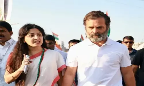 రాహుల్ పాదయాత్రలో హీరోయిన్ పూనమ్ కౌర్