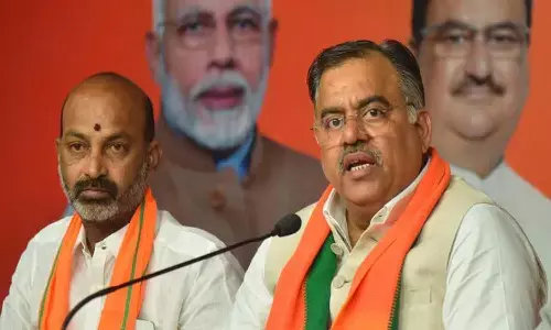 రోహిత్ రెడ్డిపై డ్రగ్స్ కేసు.. తరుణ్ చుగ్