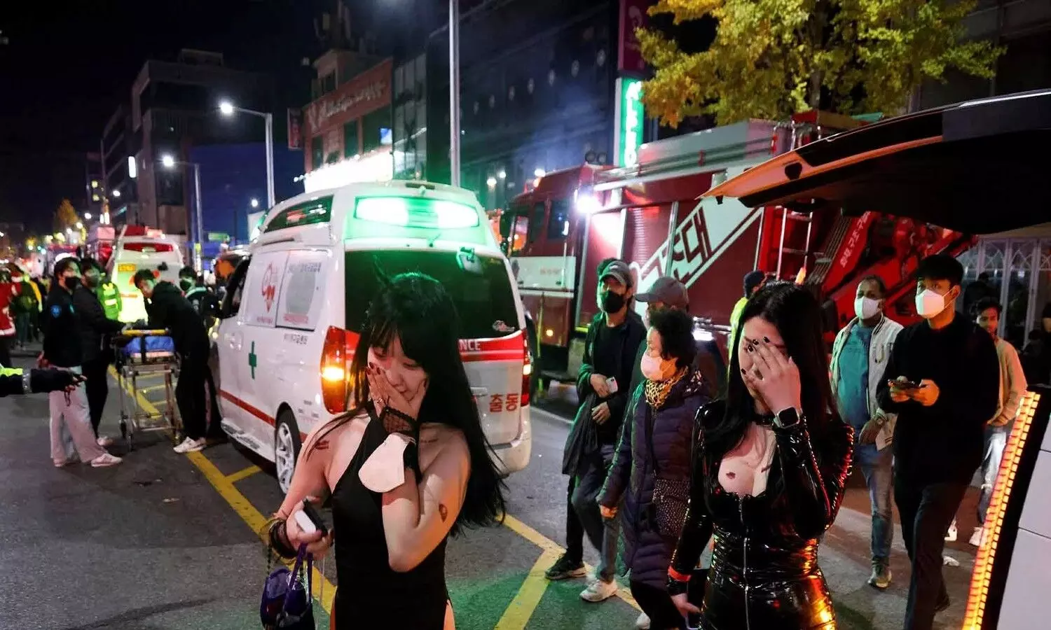 హాలోవీన్ పార్టీకి సినీతార రావడంతో ఎగబడ్డారు.. 149 మంది దుర్మరణం