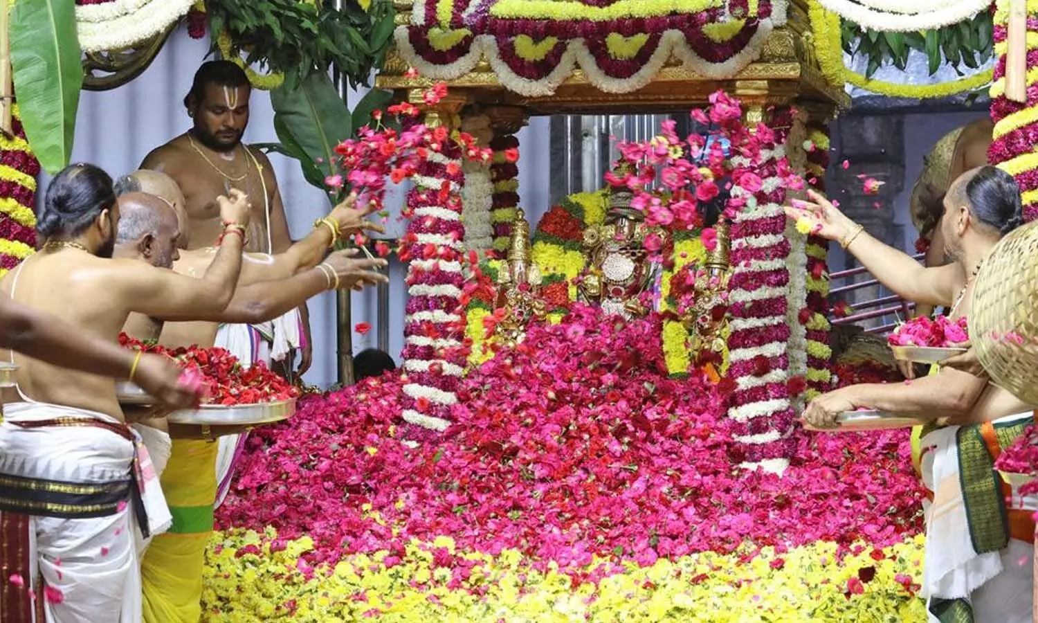 pushpayagam, kartikam, tirumala pushpayagam, kartikam, tirumala