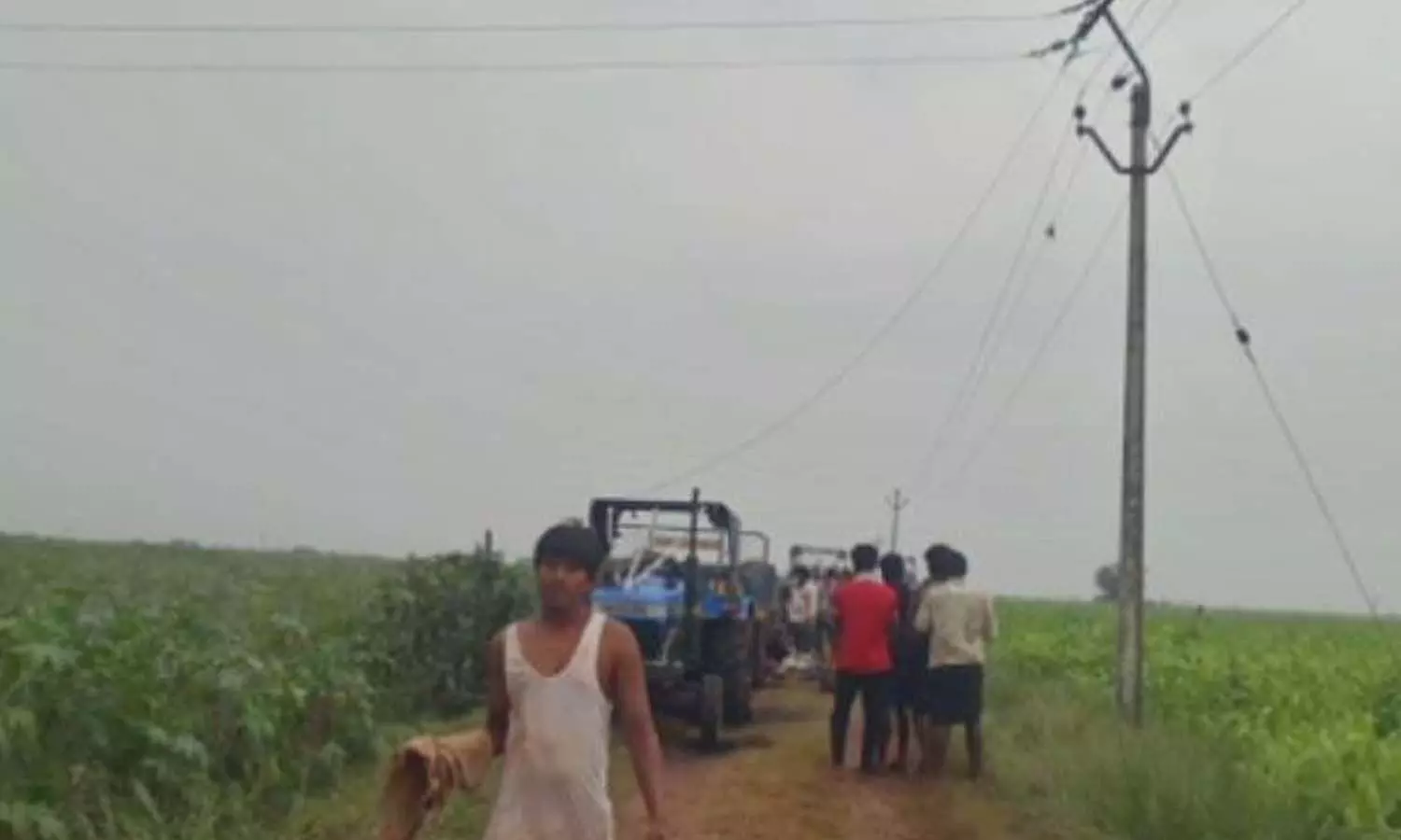 మృతుల కుటుంబాలకు పది లక్షలు