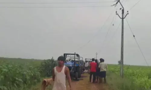 మృతుల కుటుంబాలకు పది లక్షలు