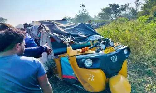 ఘోర రోడ్డు ప్రమాదం.. నలుగురి మృతి