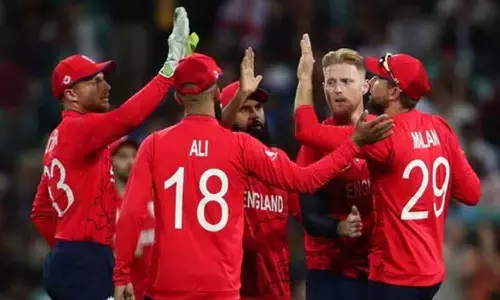 ఆస్ట్రేలియా ఆశలు గల్లంతు.. ఇంగ్లండ్ సెమీస్ కు