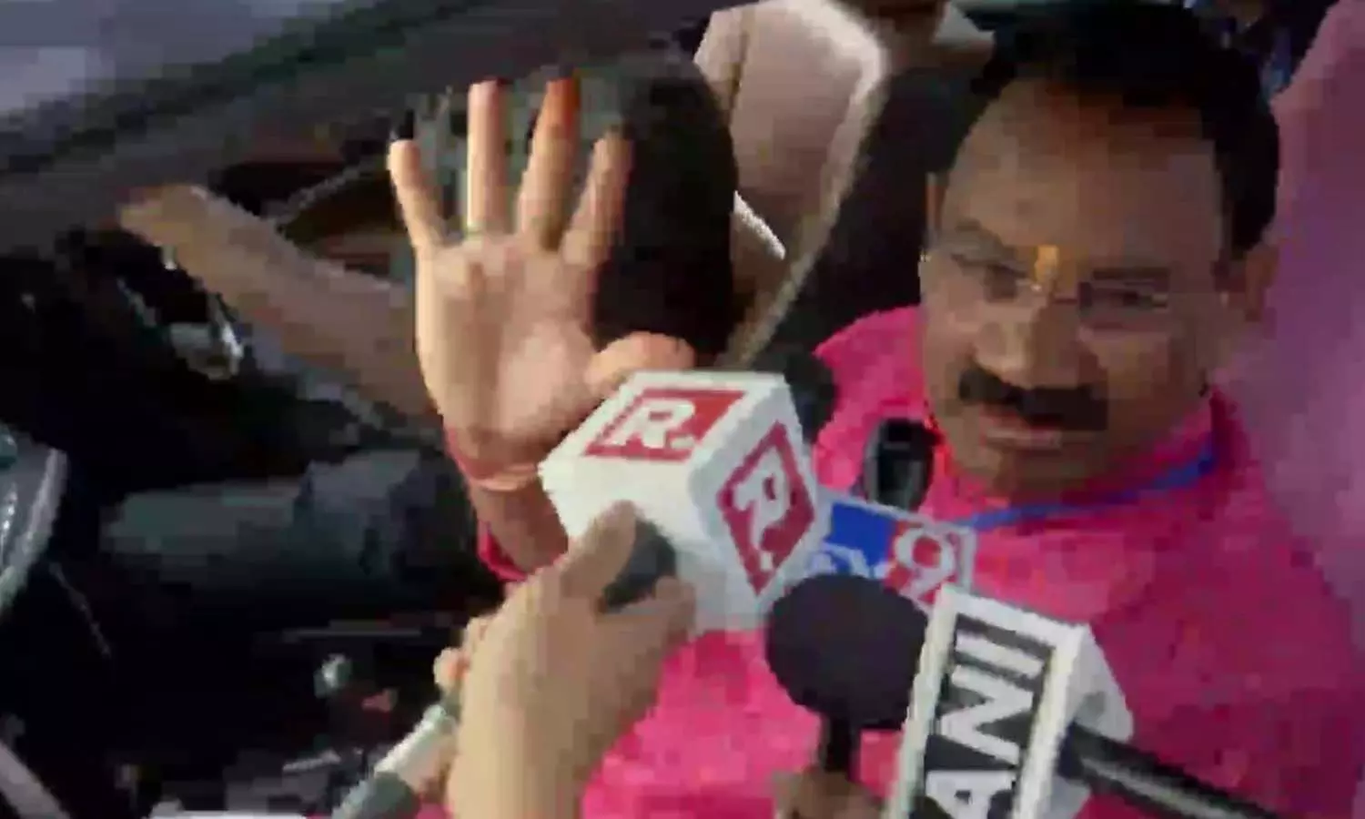 సొంత ఊర్లోనే కూసుకుంట్లకు దెబ్బ