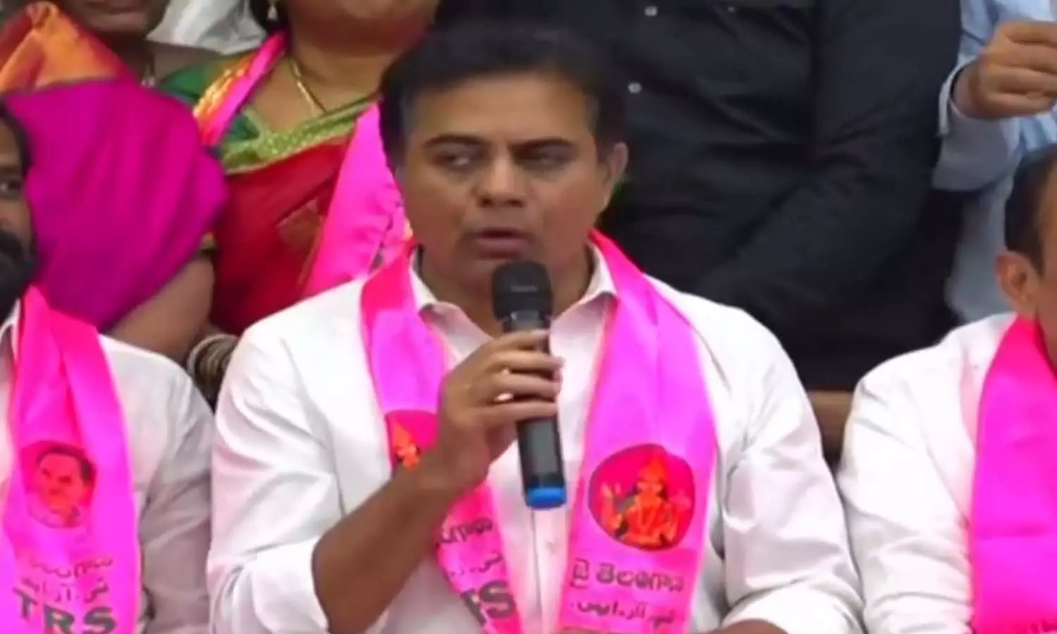 ఆత్మగౌరవానికే మునుగోడు ప్రజలు పట్టం: కేటీఆర్