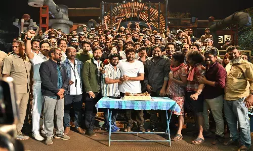 birthday celebrations in waltair veerayya set, waltair veerayya release date