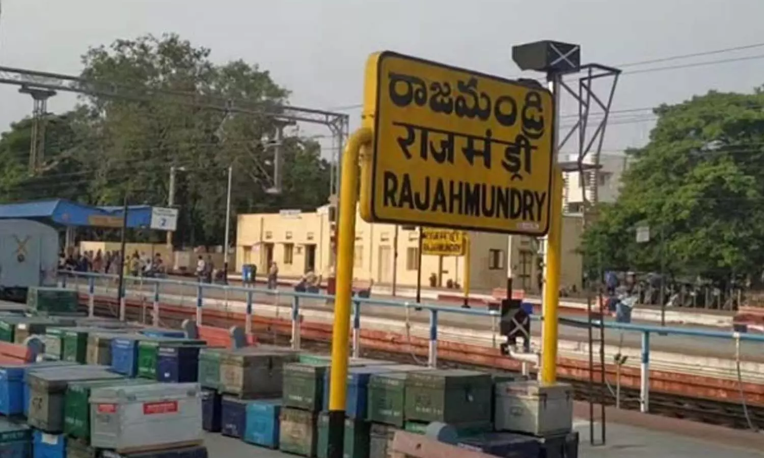 తొమ్మిది రైళ్లు రద్దు.. కారణమిదే