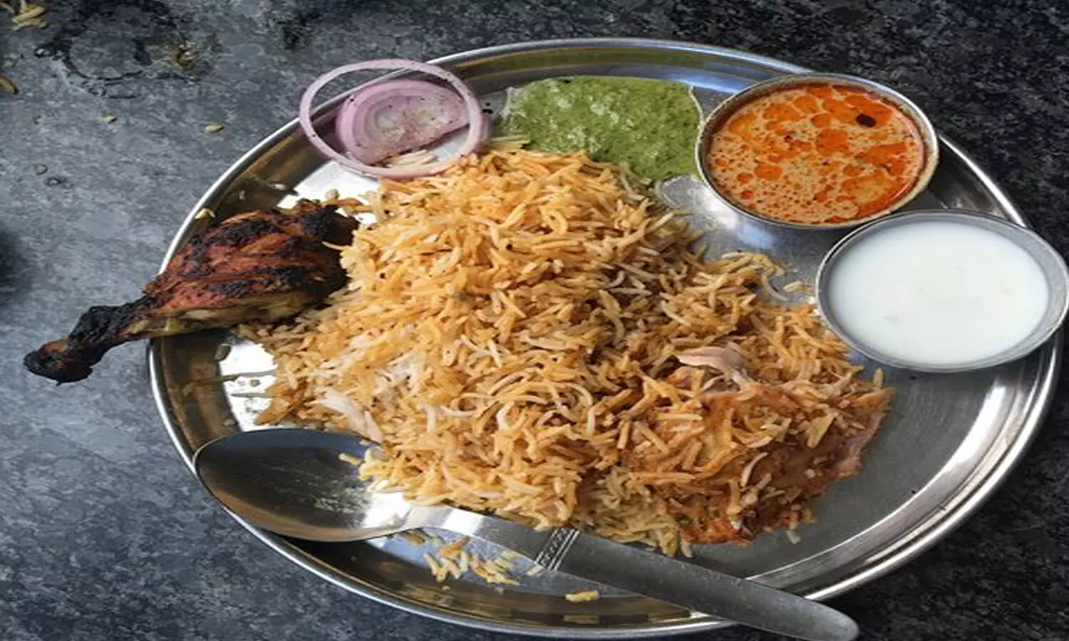 couple biryani fight, chicken biryani