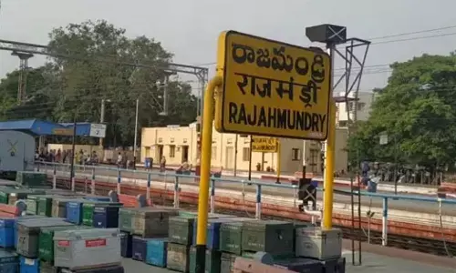 తొమ్మిది రైళ్లు రద్దు.. కారణమిదే