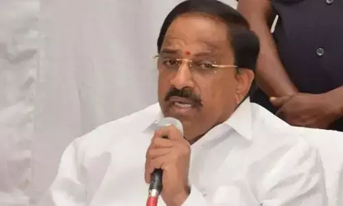 పార్టీ మార్పు ఊహాగానాలకు తెరదించిన తుమ్మల