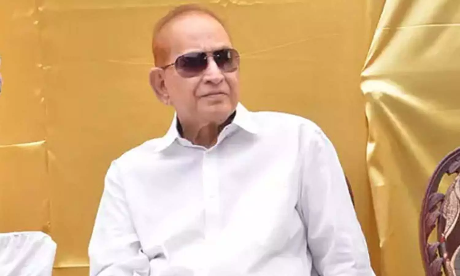 కృష్ణ మరణం పట్ల ప్రముఖుల సంతాపం