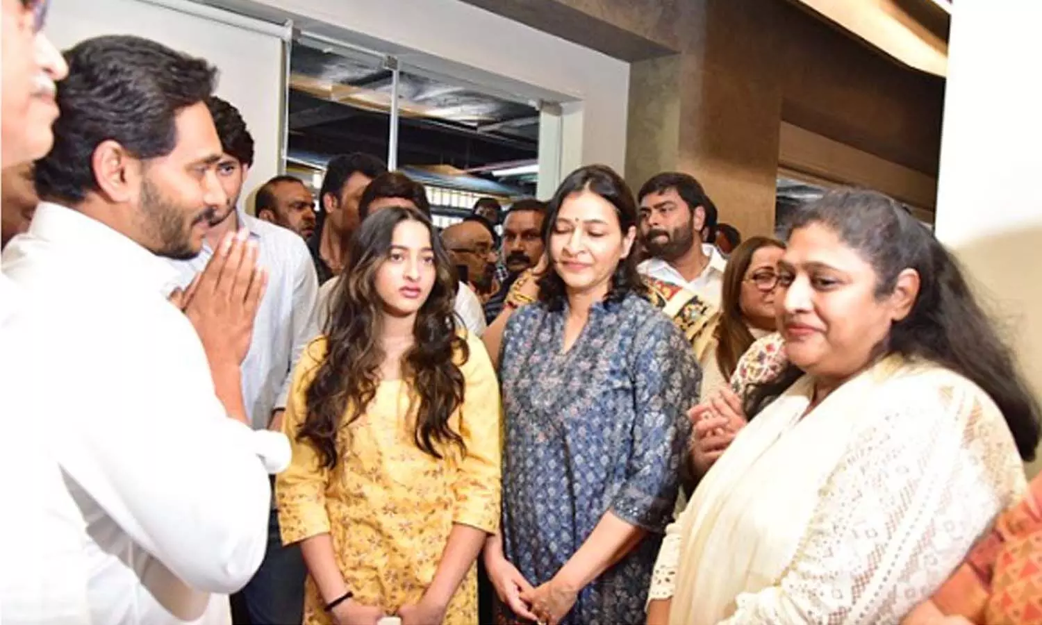 అంత్యక్రియలు లేట్ అవుతాయా?