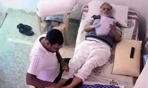 మసాజ్ వ్యవహారంలో ట్విస్ట్