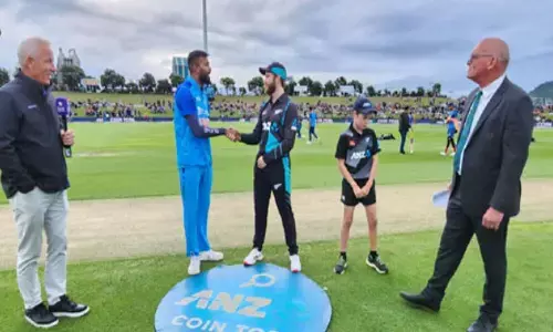 తొలుత ఇండియా బ్యాటింగ్