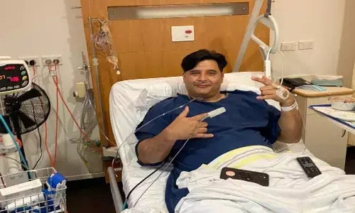 hero abbas hospitalized, premadesam, abbas facebook