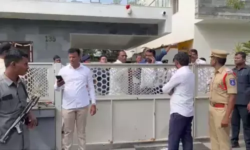 సంతోష్ రెడ్డి ముగిసిన సోదాలు.. రూ 4కోట్లు స్వాధీనం