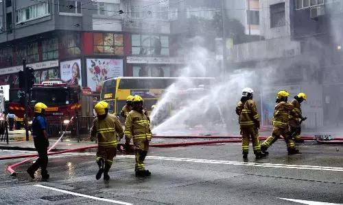 ఫైర్ యాక్సిడెంట్.. పది మంది మృతి