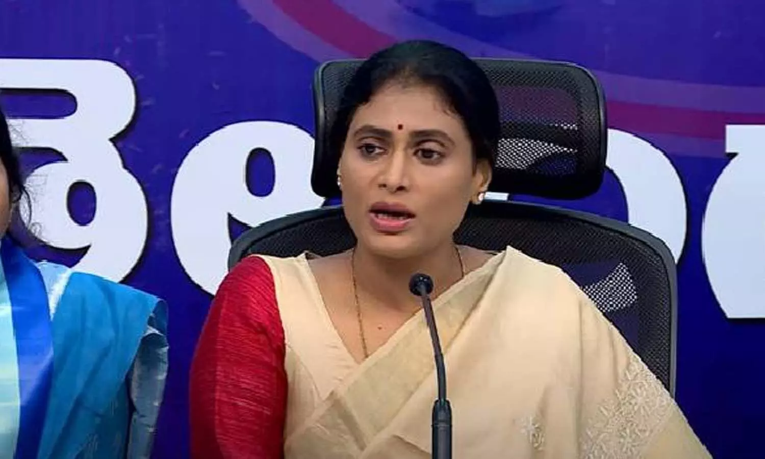 ys sharmila arrest , narsampet