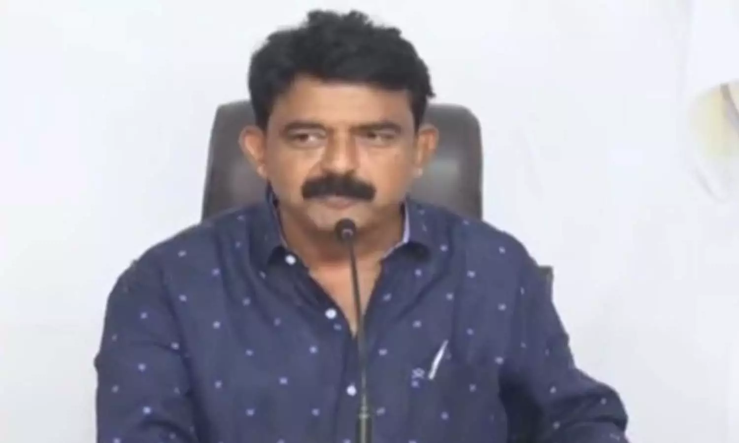 బాబూ... ఈ కాంతారావు డైలాగులేమిటో?