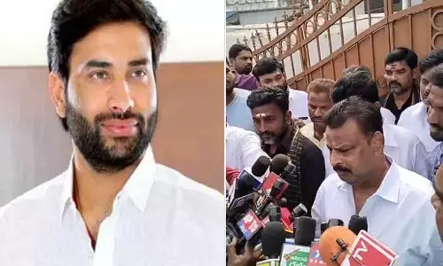 దేవినేని అవినాష్ ఇంటి బయట ఆందోళన