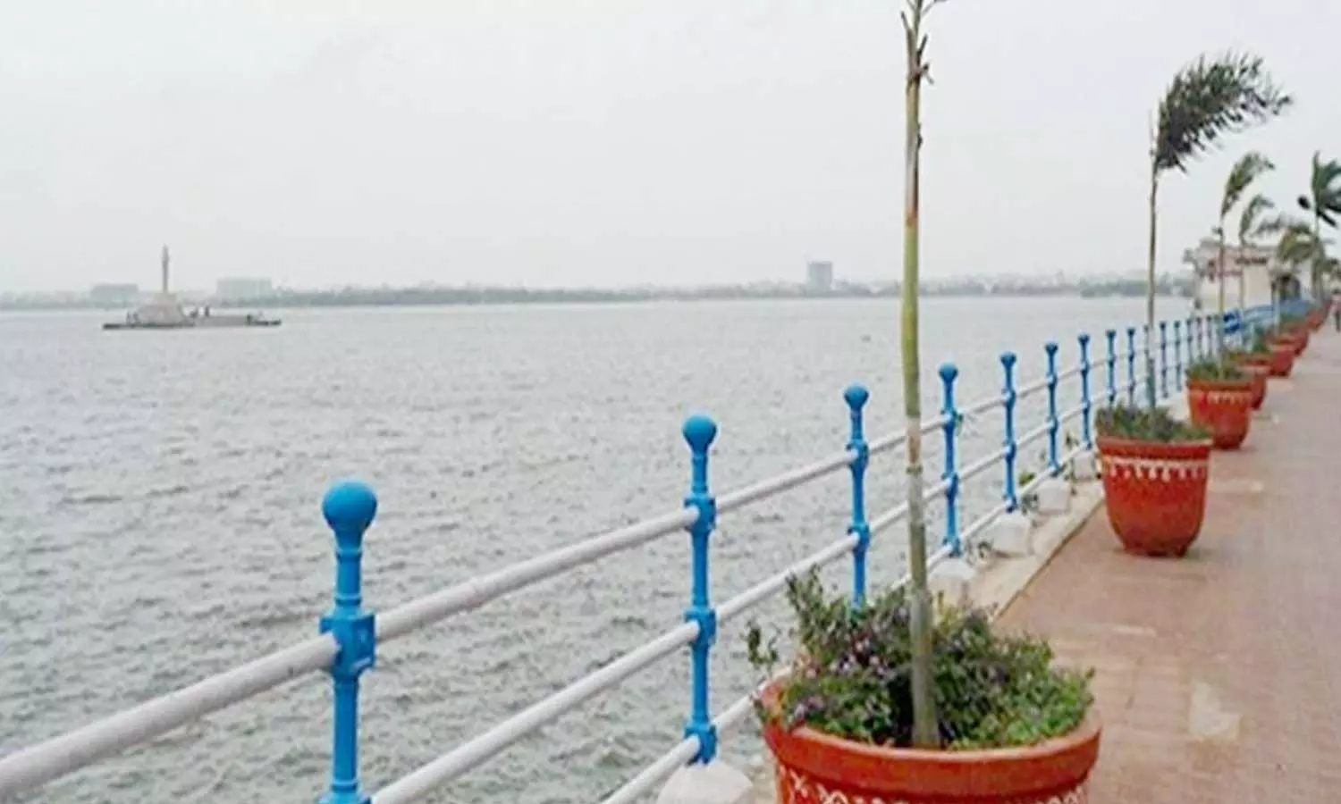 వాహనదారులూ మూడు రోజులు అటు వెళ్లొద్దు