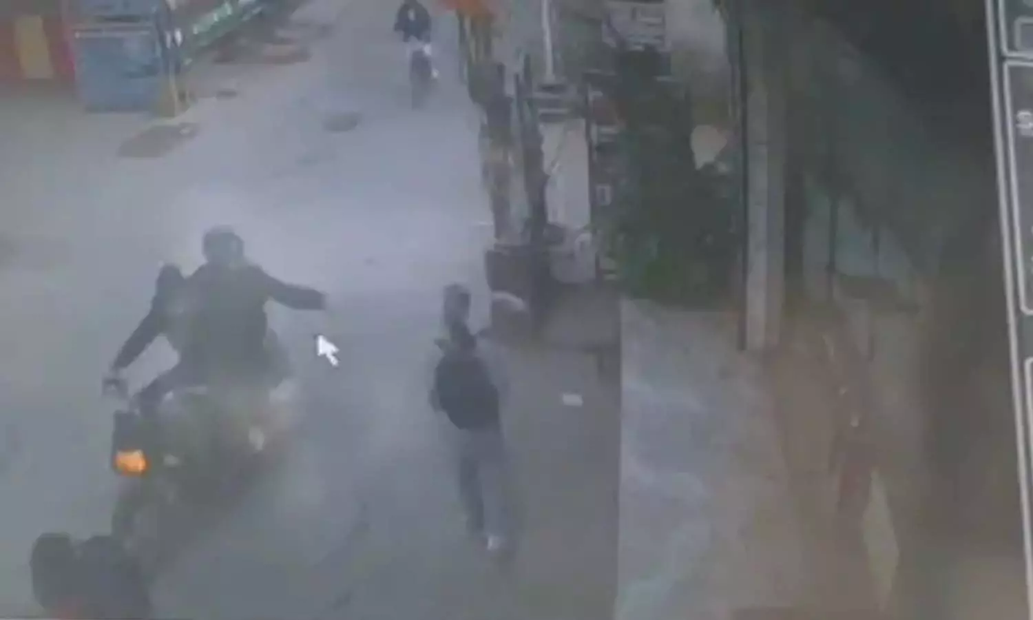 acid attack, girl, delhi