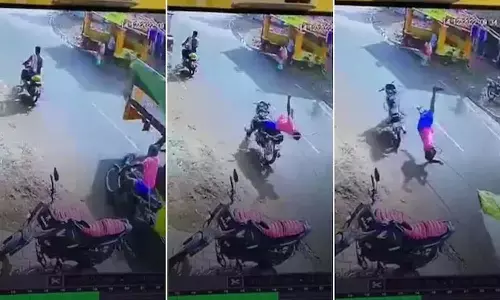 lorry, rope, bike, tamilnadu