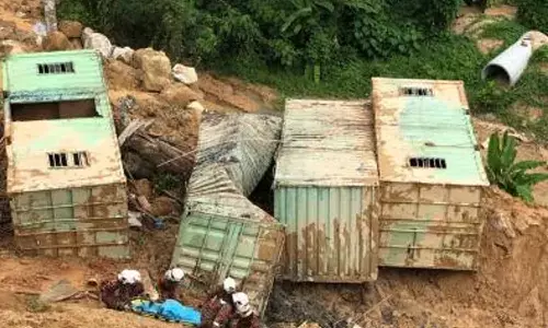 accident, fifty people, malaysia