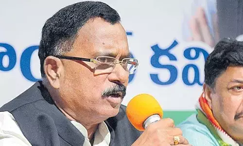 మల్లురవి పై కేసు నమోదు