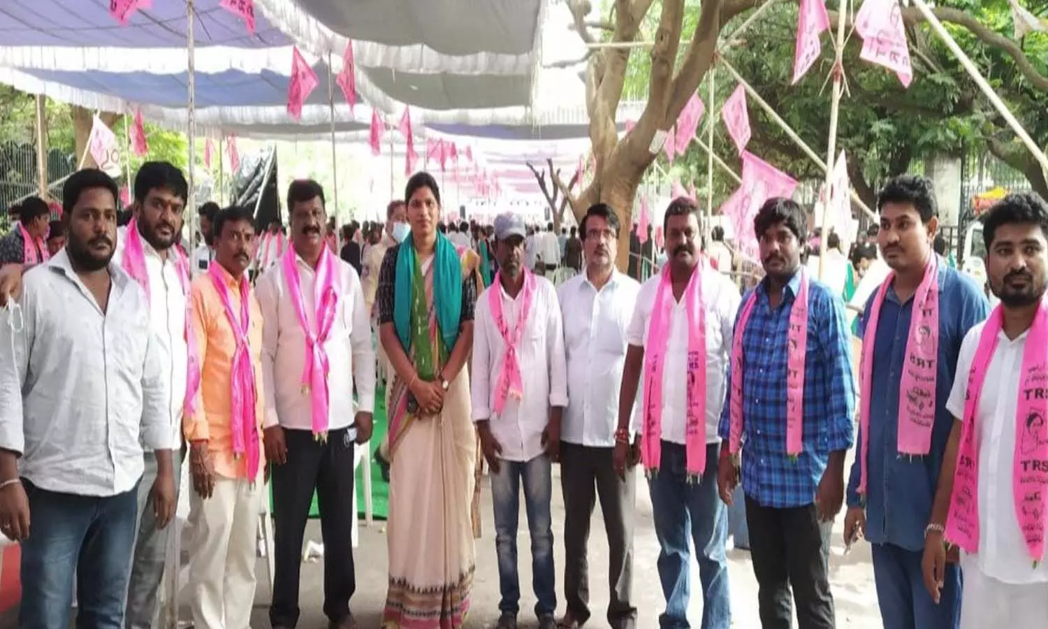 నేడు బీఆర్ఎస్ మహా ధర్నాలు నేడు బీఆర్ఎస్ మహా ధర్నాలు