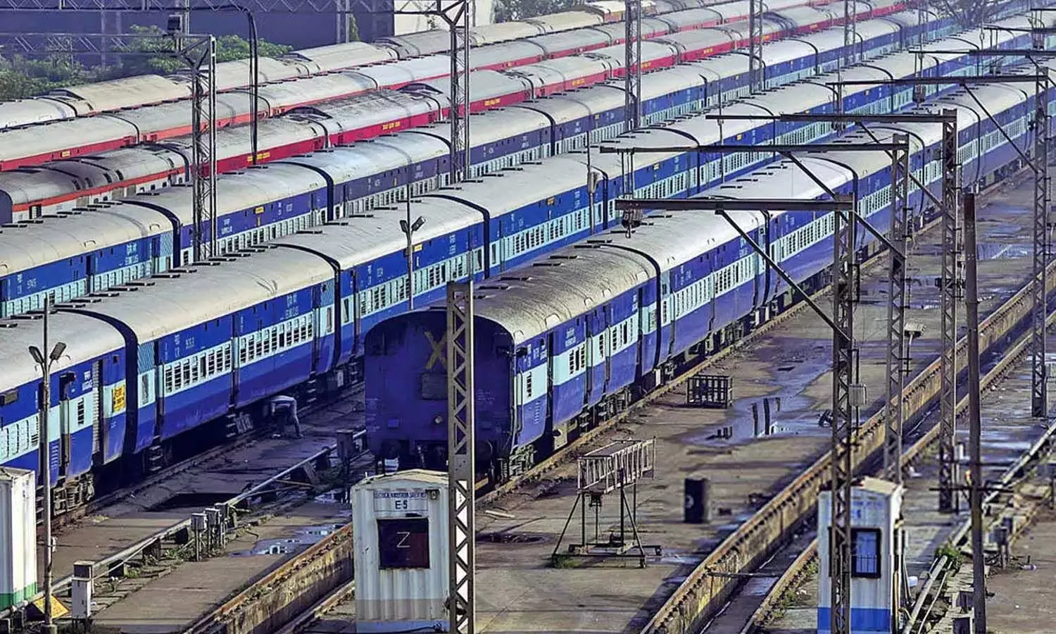 సంక్రాంతికి మరో 30 ప్రత్యేక రైళ్లు