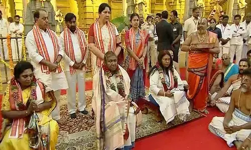 యాదాద్రిలో  ద్రౌపది ముర్ము