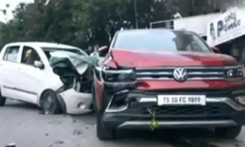 కొత్త  ఏడాది ఘోర రోడ్డు ప్రమాదం