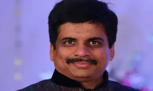 ఉయ్యూరు శ్రీనివాస్ కు ఊరట