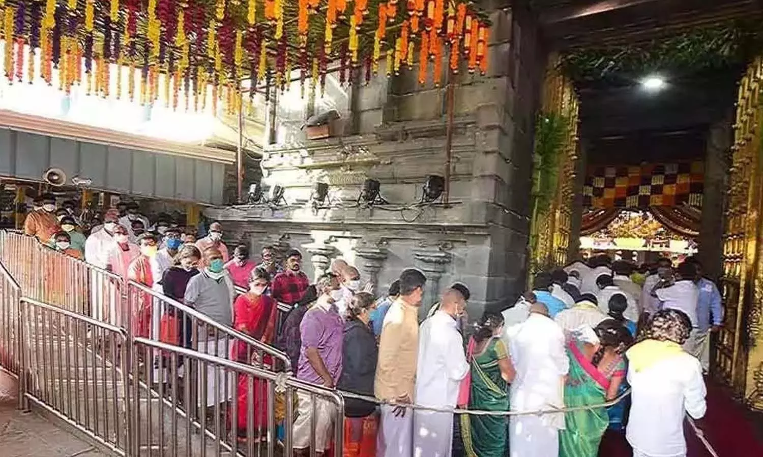 rush, divotees, tirumala