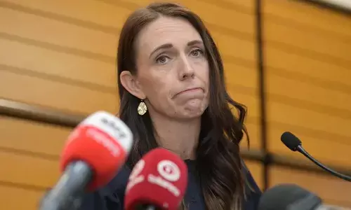 ప్రధాని పదవికి రాజీనామా