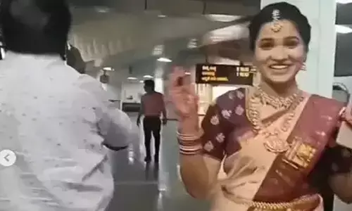 bride travels in metro