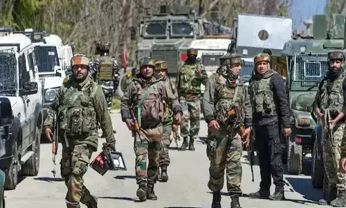 Breaking : రాహుల్ పర్యటన -  జమ్మూ కాశ్మీర్ లో వరస పేలుళ్లు